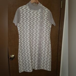 Vintage Print Sheath Dress – Size 16 – NWT